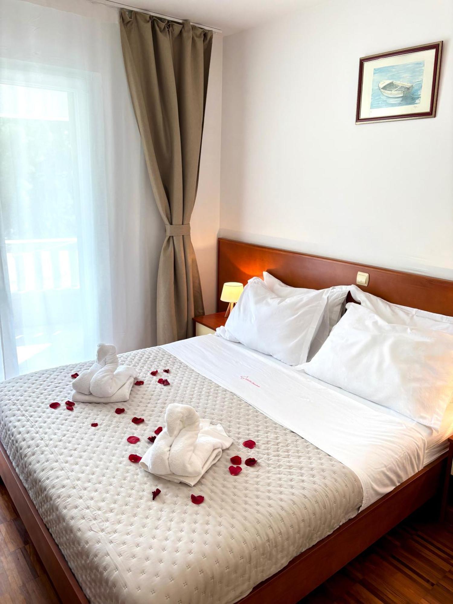 Villa Daniela โบล ภายนอก รูปภาพ
